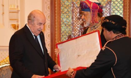 Le président de la République décoré de la médaille de l’Ordre d’Al-Saïd à Oman