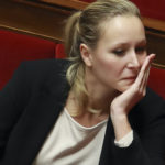 Madame la députée Marion