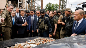 La France sous Macron entre propagande de guerre et guerre de propagande