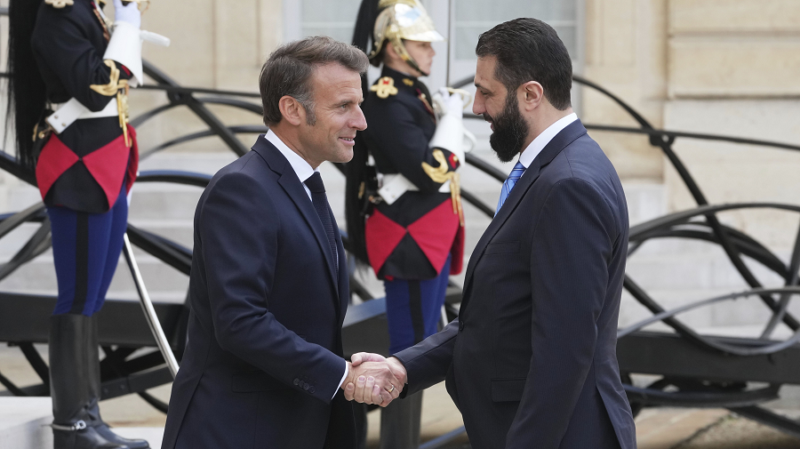 Macron Al-Joulani