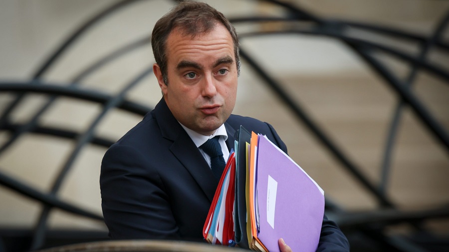 La liste des dirigeants pourris s’allonge : y a-t-il encore des ministres honnêtes en France ?