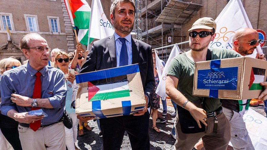 Exclusif – Alessandro Di Battista : «Les Palestiniens m’ont dit que l’adresse de l’honneur est en Algérie»