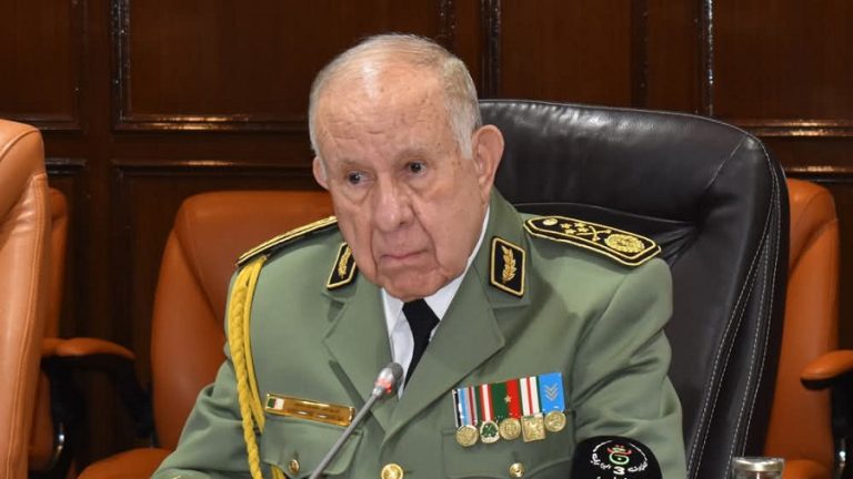 Saïd Chanegriha installe le directeur central de la Sécurité de l’armée