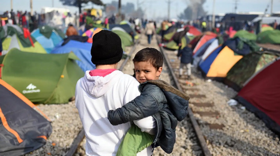 L’ONU accuse la France de «violations graves» des droits des enfants migrants