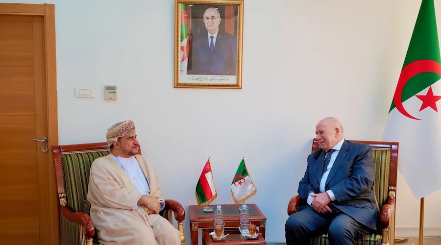 Construction de bus et de véhicules utilitaires : l’Algérie et le Sultanat d’Oman renforcent leur coopération  