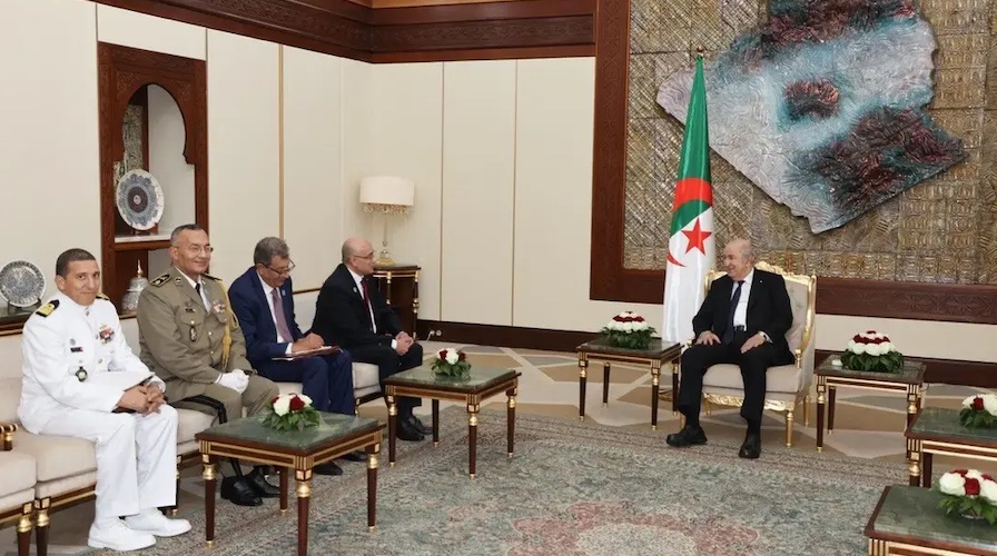 Le président de la République reçoit le ministre tunisien de la Défense