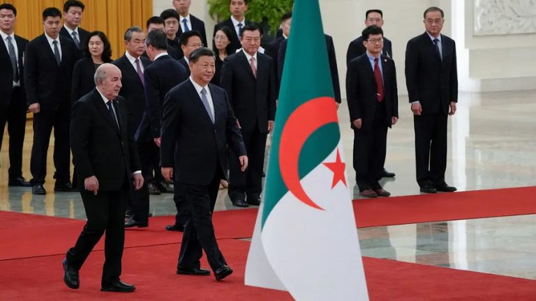Le nouvel axe Pékin-Alger : des investissements stratégiques au pouvoir silencieux
