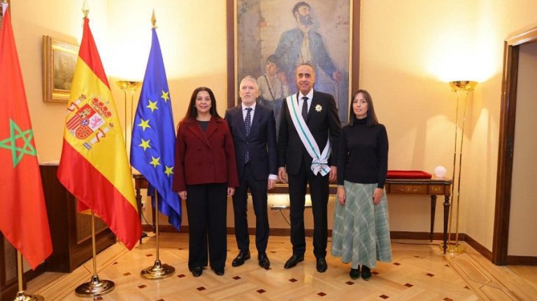 L’Espagne décore le Marocain Hammouchi pour espionnage, répression et complots en série