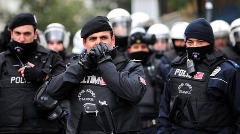 Les services secrets turcs interpellent trois espions qui travaillaient pour les Emirats