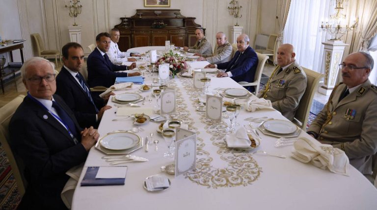 «Les espions du président» et les services algériens : naufrage cérébral à la Farid Alilat