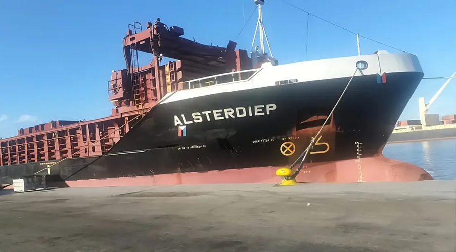 Nouvelle ligne maritime Skikda-Valence : accostage d’un premier navire au port de Skikda