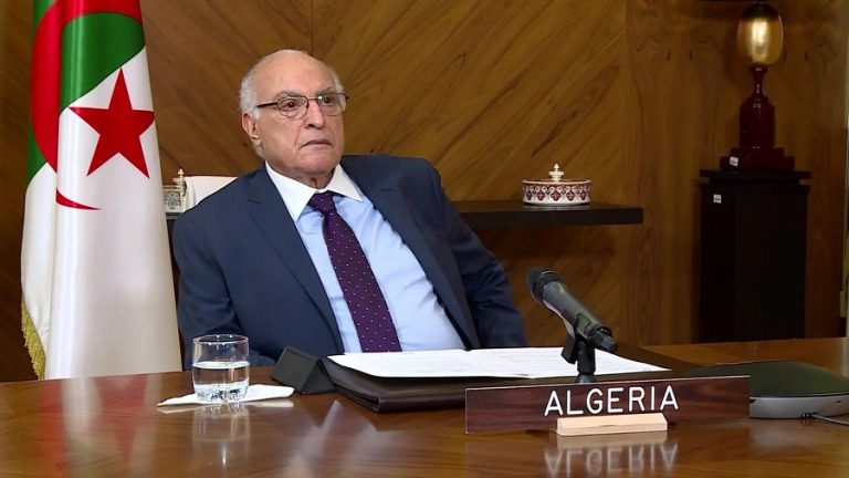 Reportage de France 2 : l’Algérie informe la France qu’elle ne restera pas les bras croisés