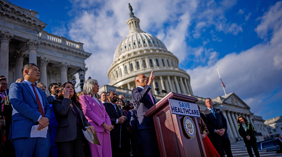 Les démocrates américains : opposition de façade et pilier réel de l’ordre trumpiste
