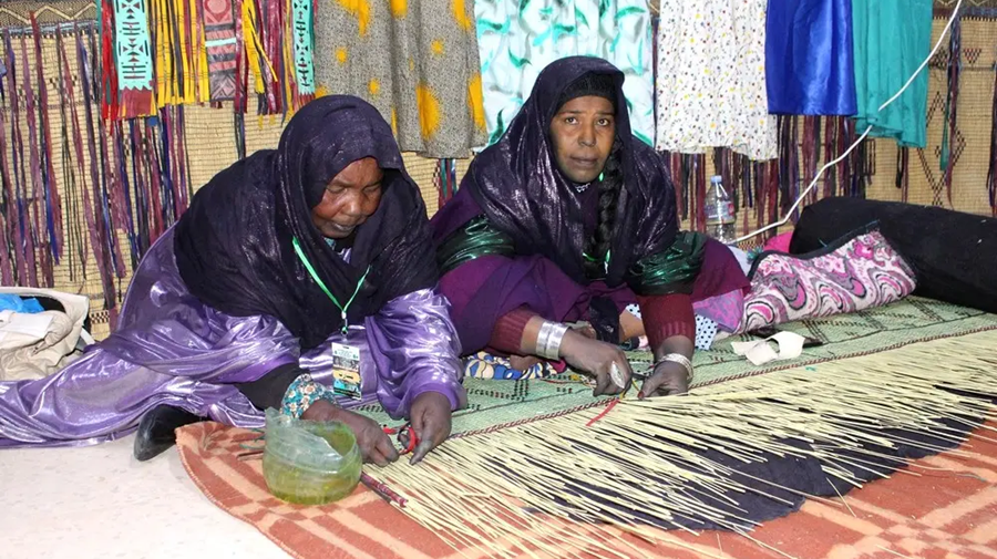 Illizi : plus de 60 exposants au 2e Salon régional de la femme targuie