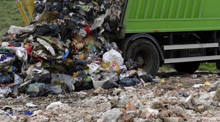 A défaut de gaz algérien : quand la France convertit le Maroc en poubelle payante