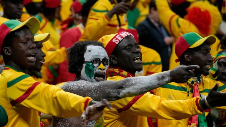 «On nous a volé la coupe» : colère explosive au Sénégal contre le Maroc et la CAF corrompue