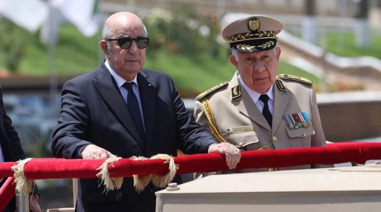 Le président Tebboune présente ses condoléances après la mort de trois militaires à Tébessa