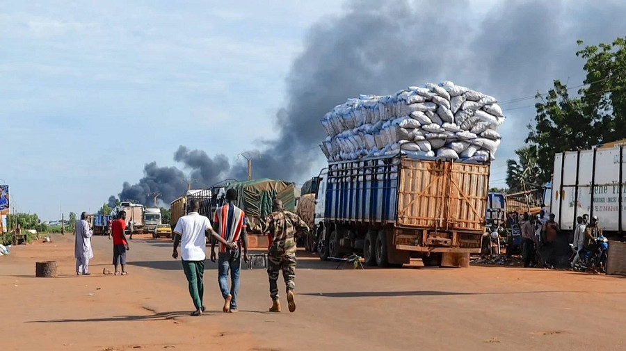 Attaques coordonnées au Mali : offensive terroriste d’ampleur ou tentative de putsch ?