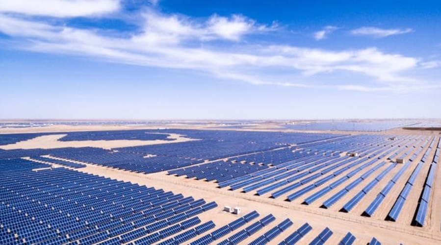 Solaire algérien en feu : deux centrales géantes de 400 MW entrent en service