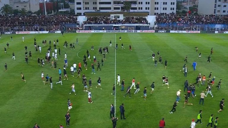 Les joueurs de l’USM Alger agressés au Maroc sur instigation du Makhzen