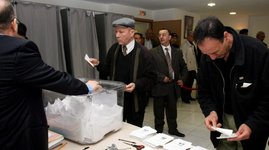 La diaspora algérienne demande une représentation renforcée au sein des institutions nationales