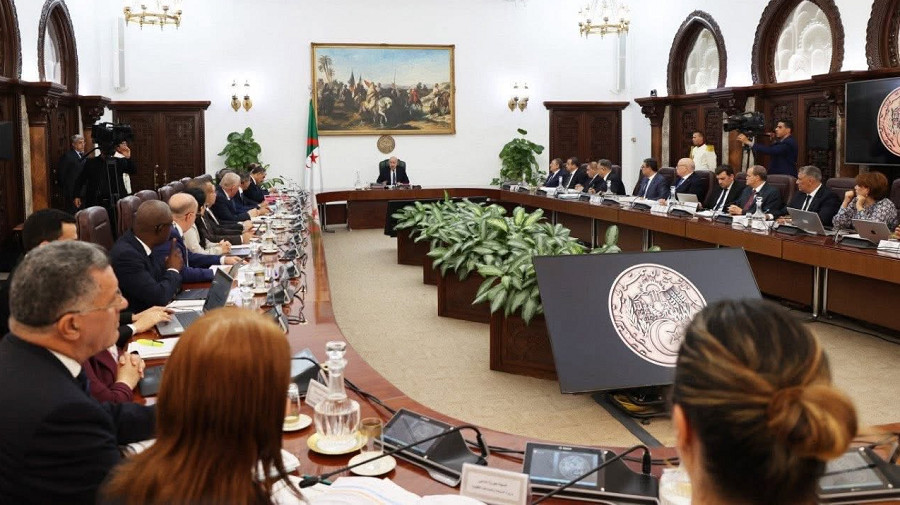 Conseil des ministres : Tebboune accélère la transformation numérique et les grands projets structurants