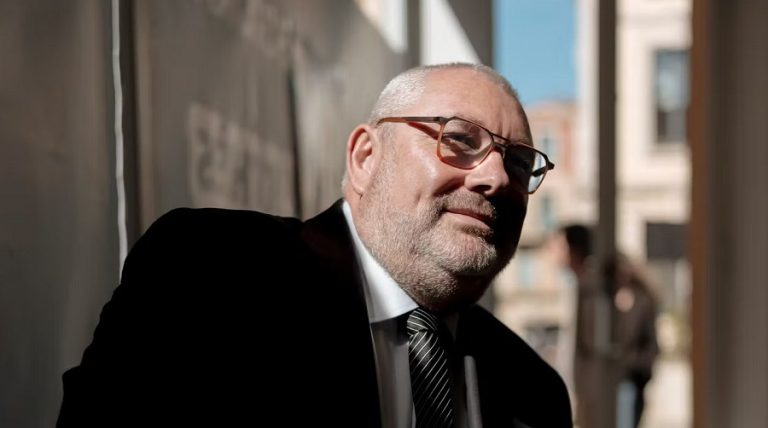 Un maire fasciste de Marine Le Pen veut saboter les législatives algériennes dans sa commune