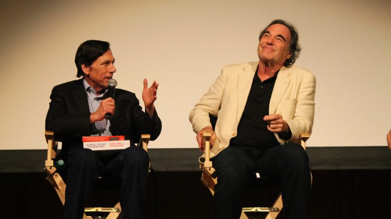 Peter Kuznick : «Les menaces nucléaires de Trump contre l’Iran sont un signe de folie»