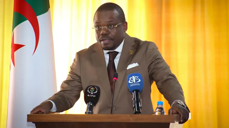 Sécurité sanitaire en Afrique : l’Algérie s’impose en modèle avec 80 % de production locale