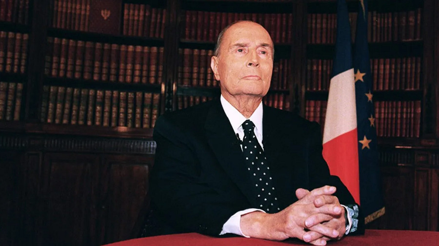 François Mitterrand, la guillotine et l’Algérie : le passé que la gauche française préfère taire
