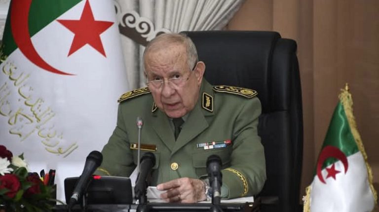 Guerres hybrides : le général d’armée Saïd Chanegriha appelle les professionnels des médias à faire preuve d’une vigilance accrue