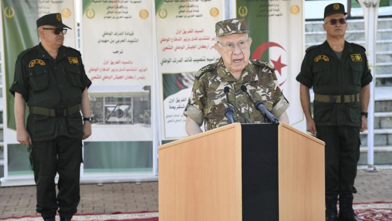 Saïd Chanegriha insiste sur la rigueur du commandement lors de l’installation du nouveau chef de la Gendarmerie nationale